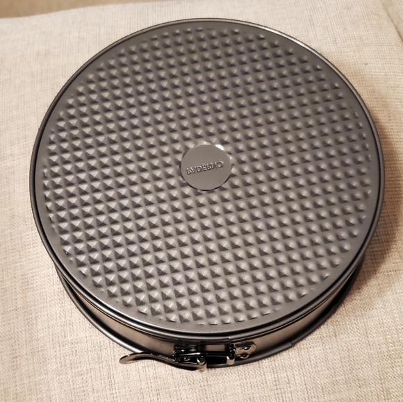 Paderno springform cake pan, non-stick metal 9" - Picture 8 of 12